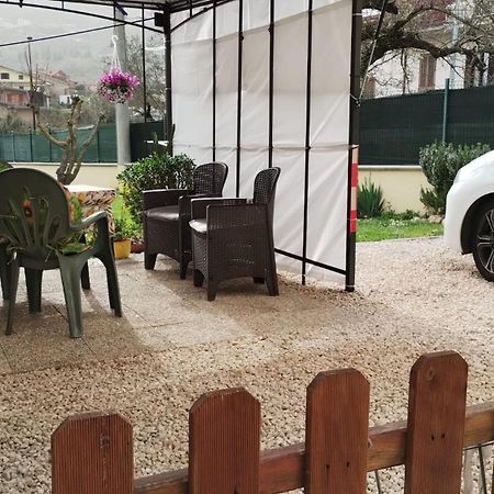 הוילה Veroli La Casina Gialla מראה חיצוני תמונה