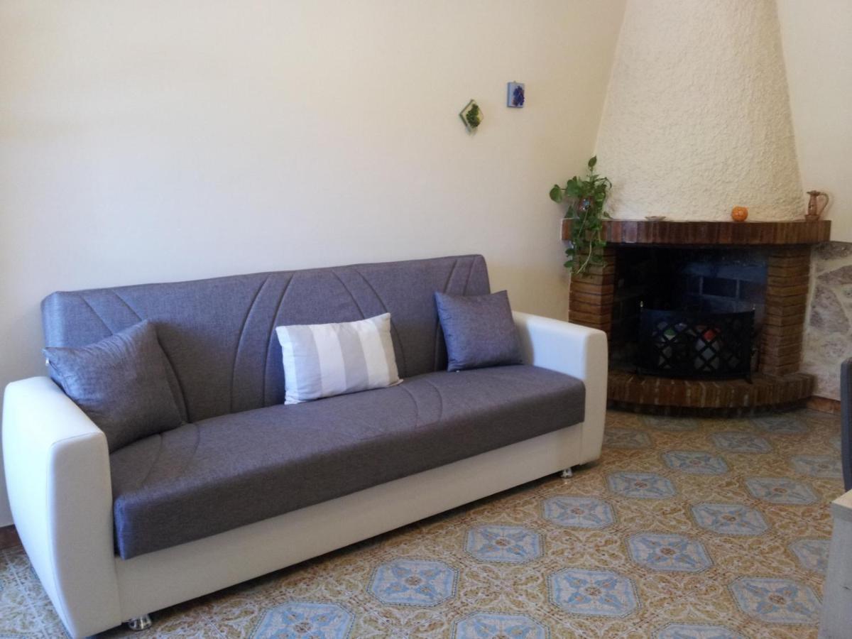 הוילה Veroli La Casina Gialla מראה חיצוני תמונה