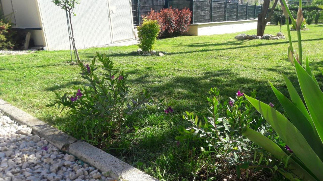 הוילה Veroli La Casina Gialla מראה חיצוני תמונה